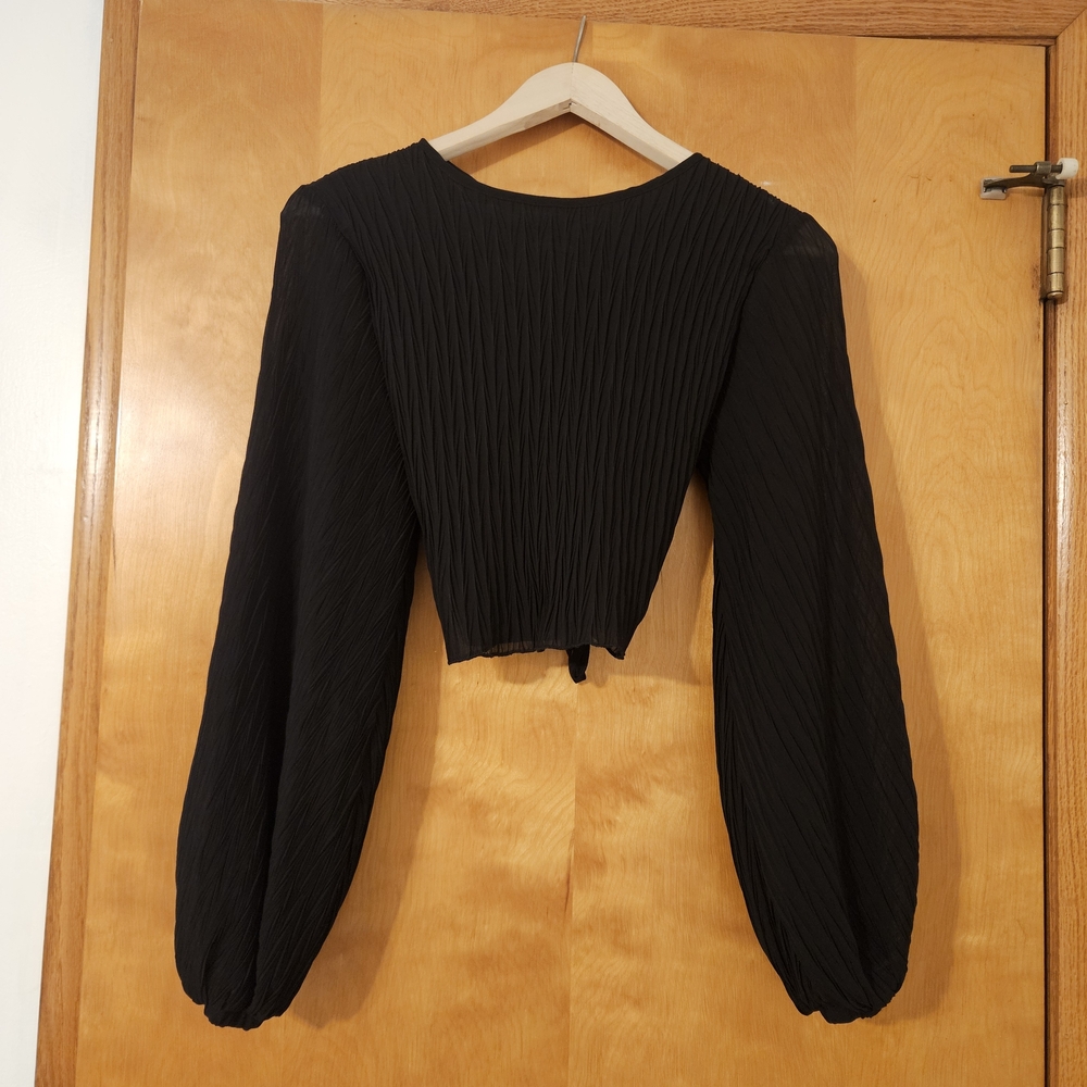 Missguided + Black Textured Blouse